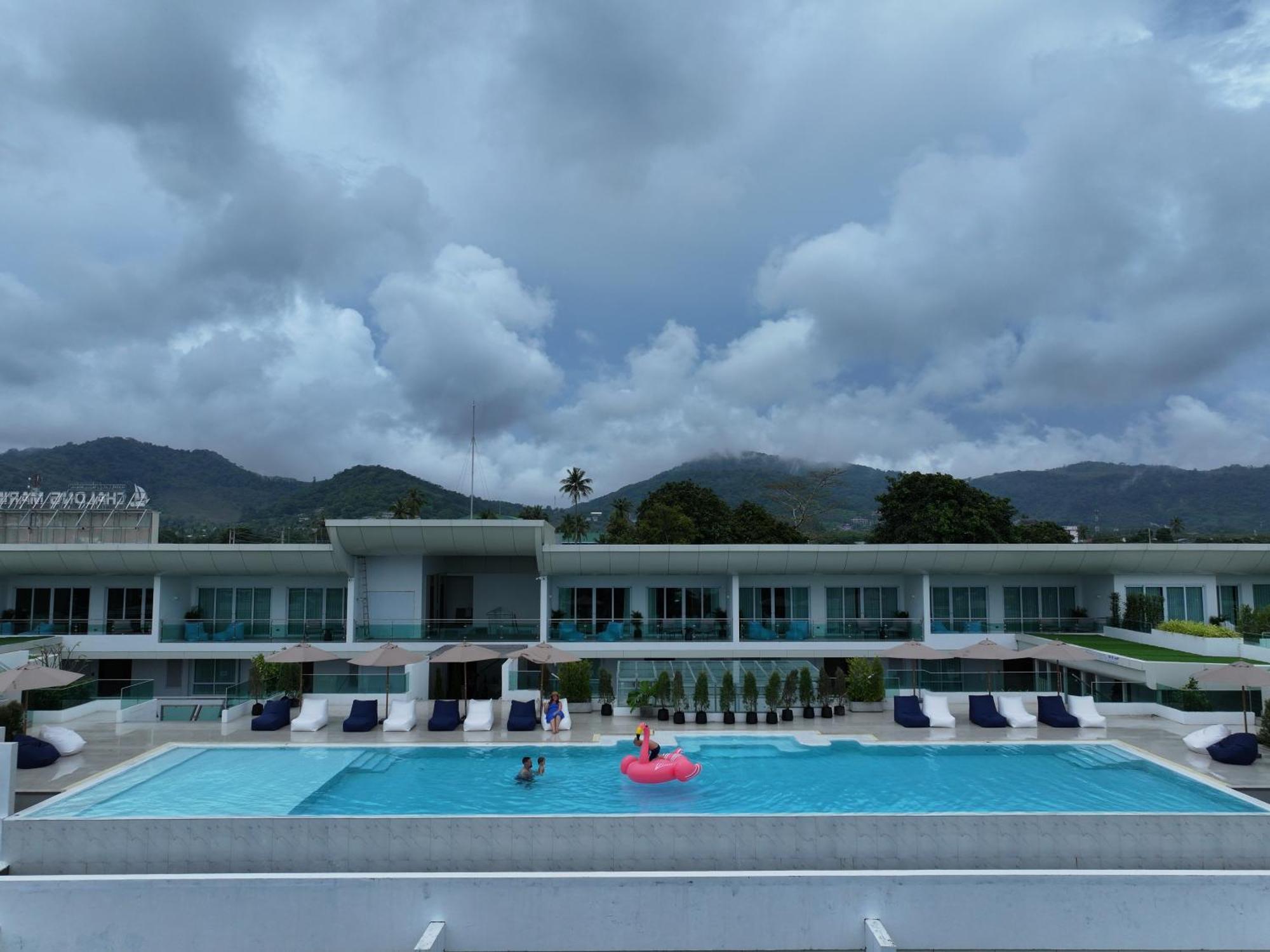 Chalong Marina Bay View Phuket Hotel Banbangcsak Kültér fotó